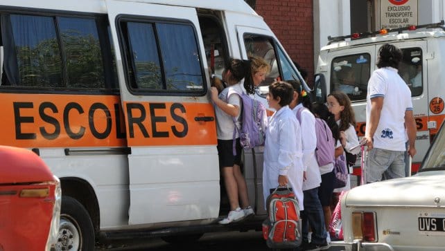 Los transportistas escolares se preparan para la vuelta a clases: “La situación sigue siendo caótica y complicada”