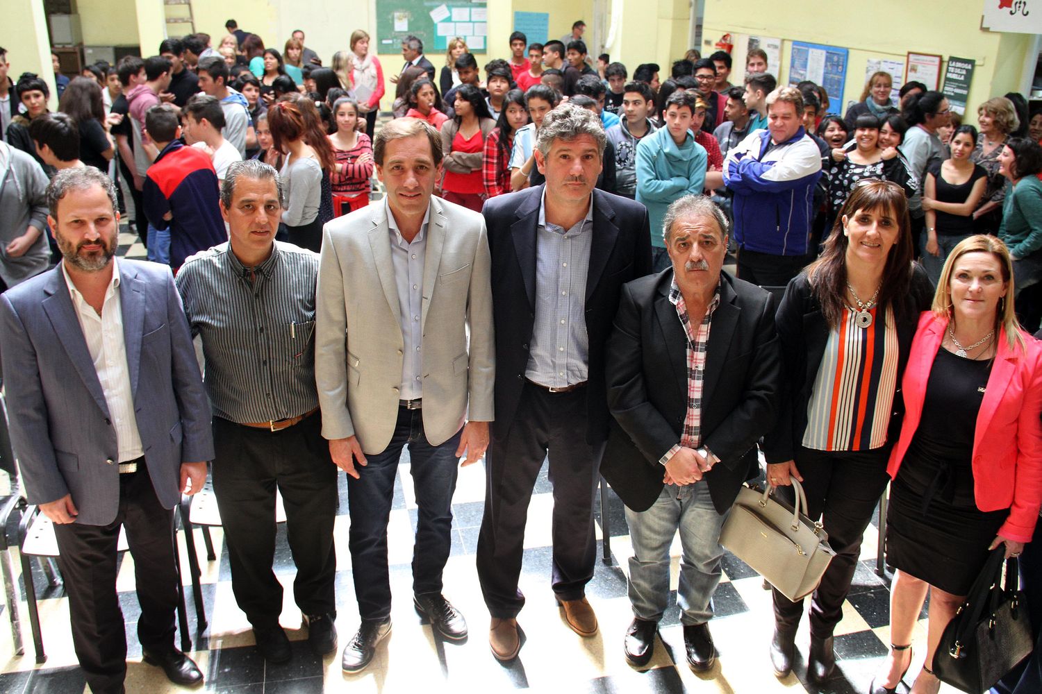 Garro anunció ​la primera obra del Fondo Educativo​ en escuelas​