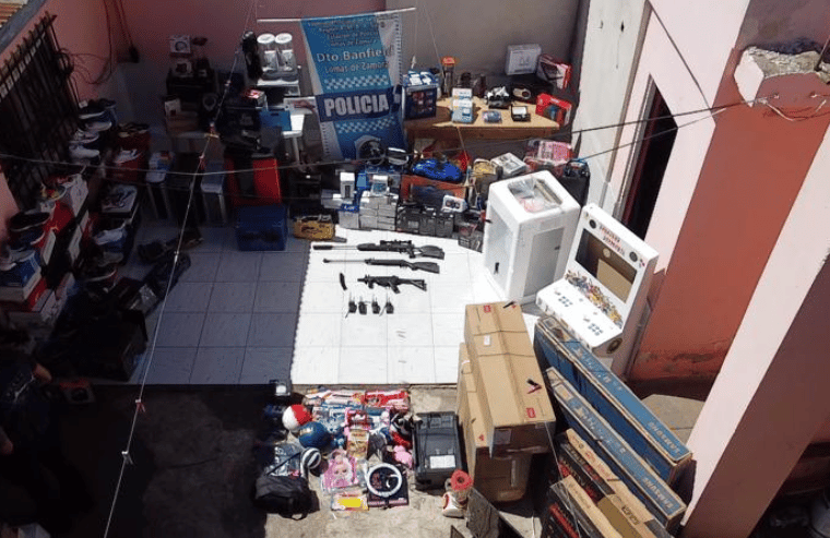 Estafa Mercado Libre: Detuvieron a integrantes de una banda acusados de fraude millonario a la plataforma en Almirante Brown