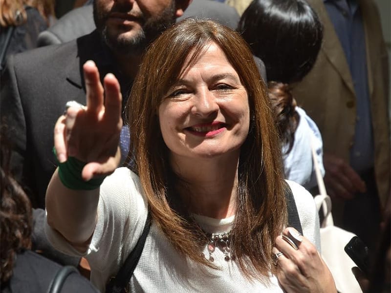 "No perdonan que una mujer enfrente poderes fácticos", dijo sobre Cristina la ministra de Mujeres de Kicillof