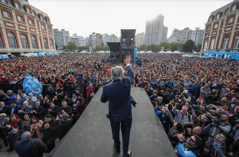 En Mar del Plata: Con más de 25 mil jóvenes, el Presidente inauguró los Juegos Nacionales Evita 2022