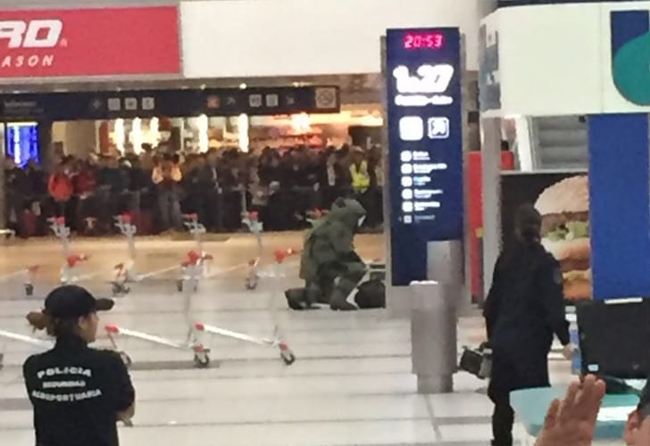 Evacuaron sector del Aeropuerto de Ezeiza por una valija abandonada: Finalizó el alerta