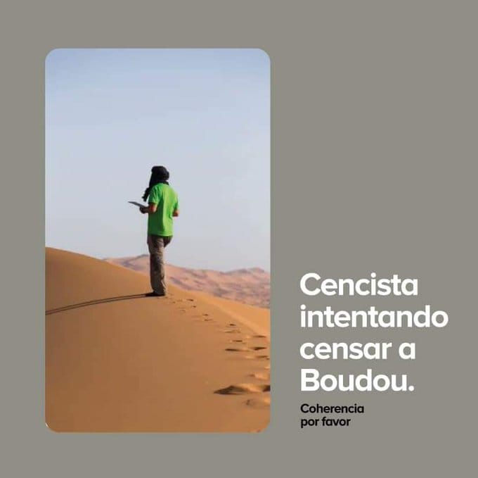 Humor en las redes: La imagen viral del "censo a Boudou" en un médano de La Costa