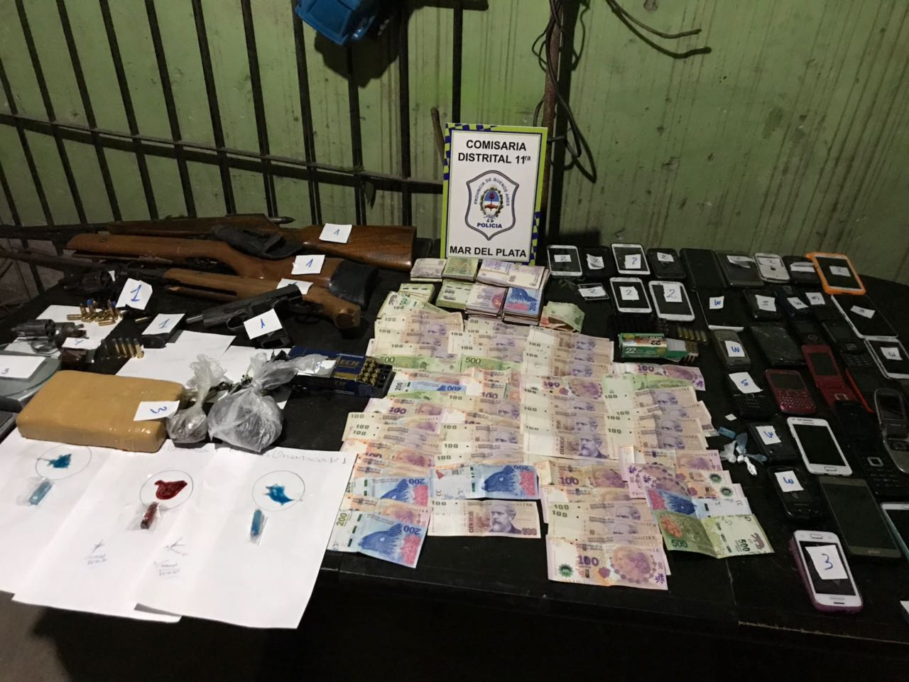 Mar del Plata: Tras allanamientos, detenidos por vender drogas