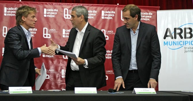 Avellaneda: Ferraresi firmó un acuerdo con ARBA