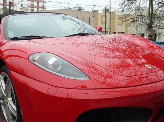 Necochea: Afip secuestró una Ferrari que ingresó al país de manera ilegal 