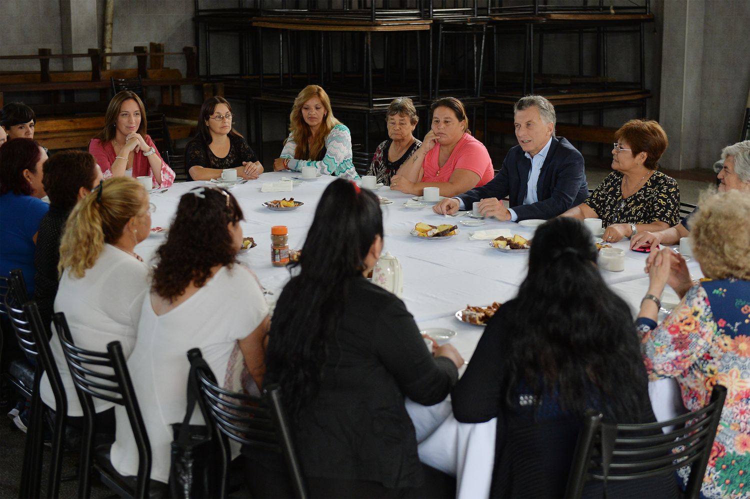 Macri y Vidal visitaron un comedor atendido por mujeres voluntarias en Florencio Varela