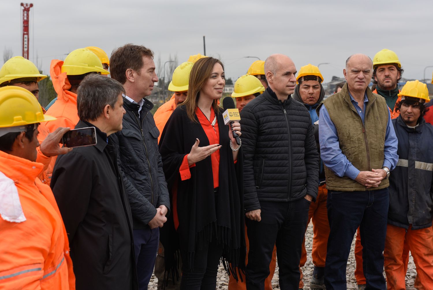 Junto a Larreta y Grindetti, Vidal recorrió el avance de obra del Puente Lacarra que unirá Lanús con Capital