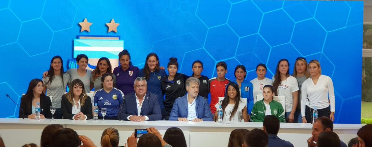 Histórico: La AFA creó la Liga Profesional de Fútbol Femenino