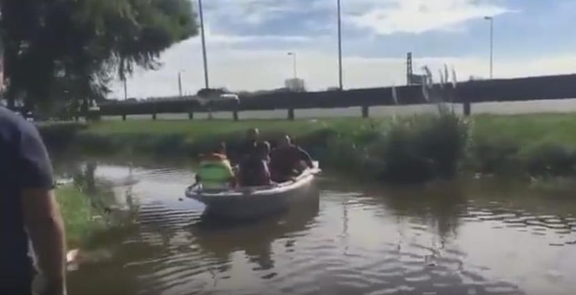 Aseguran que Ducoté se filmó en una zanja simulando recorrer zonas inundadas de Pilar