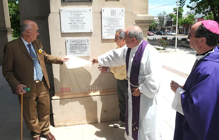 Gorosito hizo un aporte de 150 mil pesos a una iglesia de Saladillo