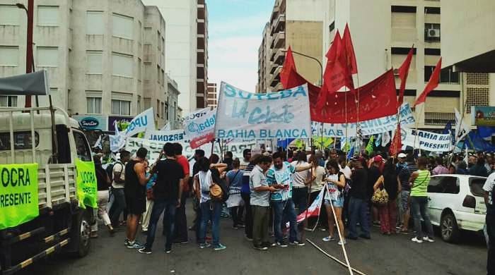 Docentes planean escrache a Frigerio en acto aniversario de Bahía Blanca