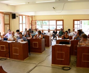 Villa Gesell: Desde la Comuna acusan al Concejo de votar el "desfinanciamiento de la municipalidad"