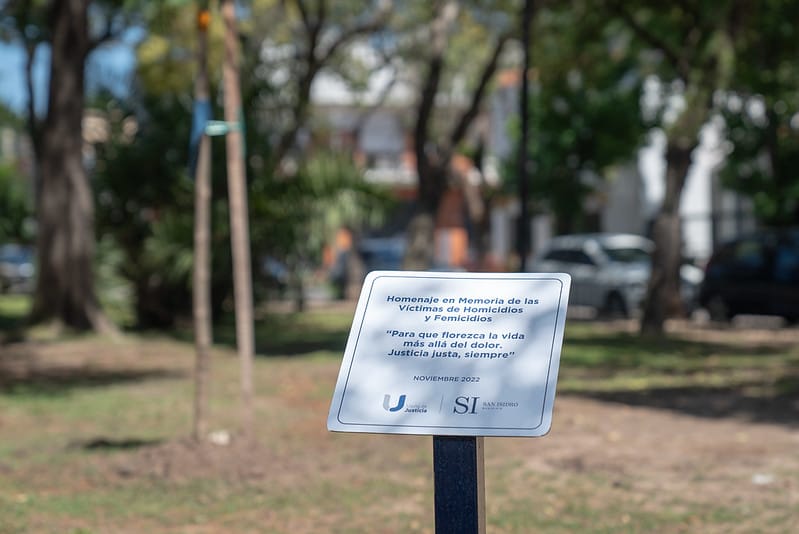 San Isidro: Plantaron árboles en homenaje a las víctimas de homicidios y femicidios