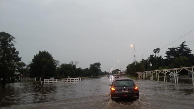 Chascomús: Fuertes lluvias inundaron la ciudad