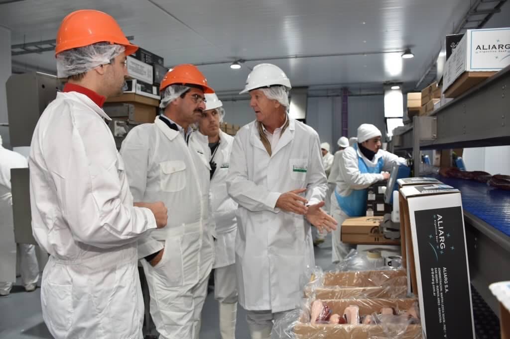 Sarquís en Escobar y Zárate: Recorrió empresas y ratificó compromiso con producción y exportación de alimentos