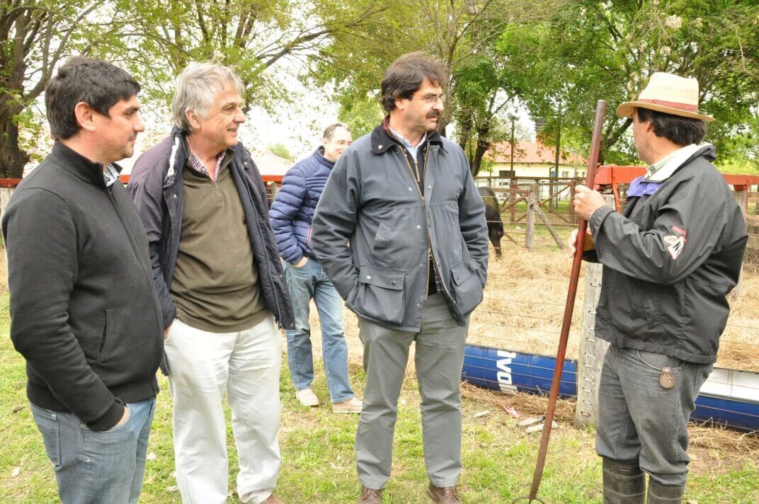 Sarquís en 25 de Mayo y Tapalqué: "Cada día mejoramos la vida de los bonaerenses"