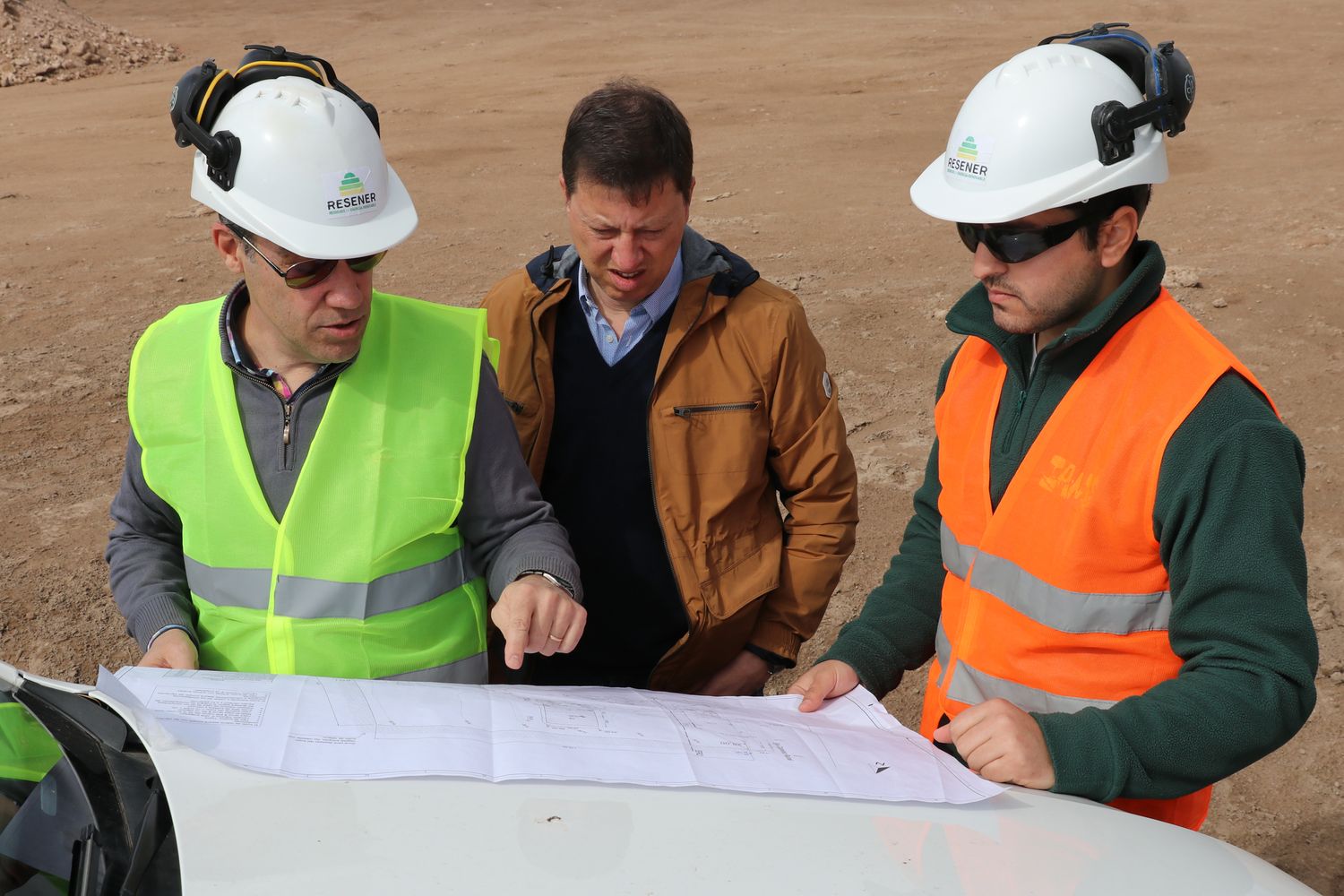 Villarino: Comenzó la construcción de la primera planta de biogás de la región