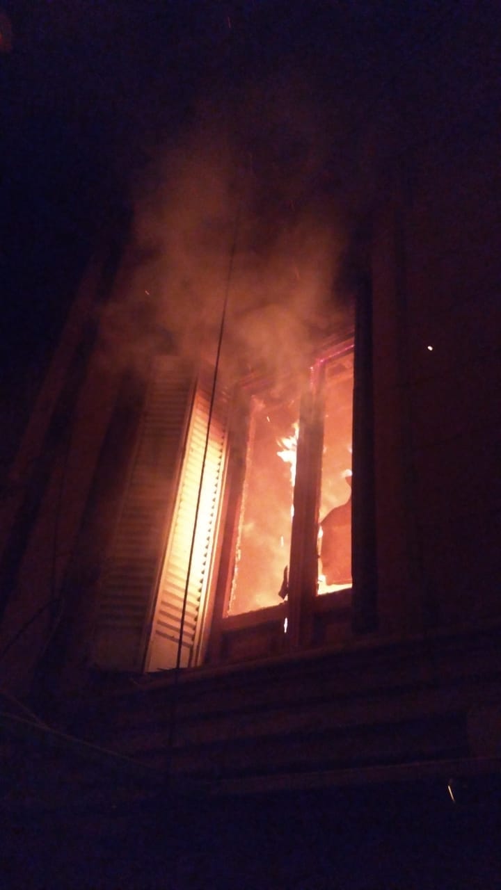 Las fotos y videos del incendio en el Palacio Municipal de Bahía Blanca