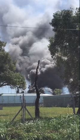Incendio en una fábrica de La Matanza, en el límite con Merlo