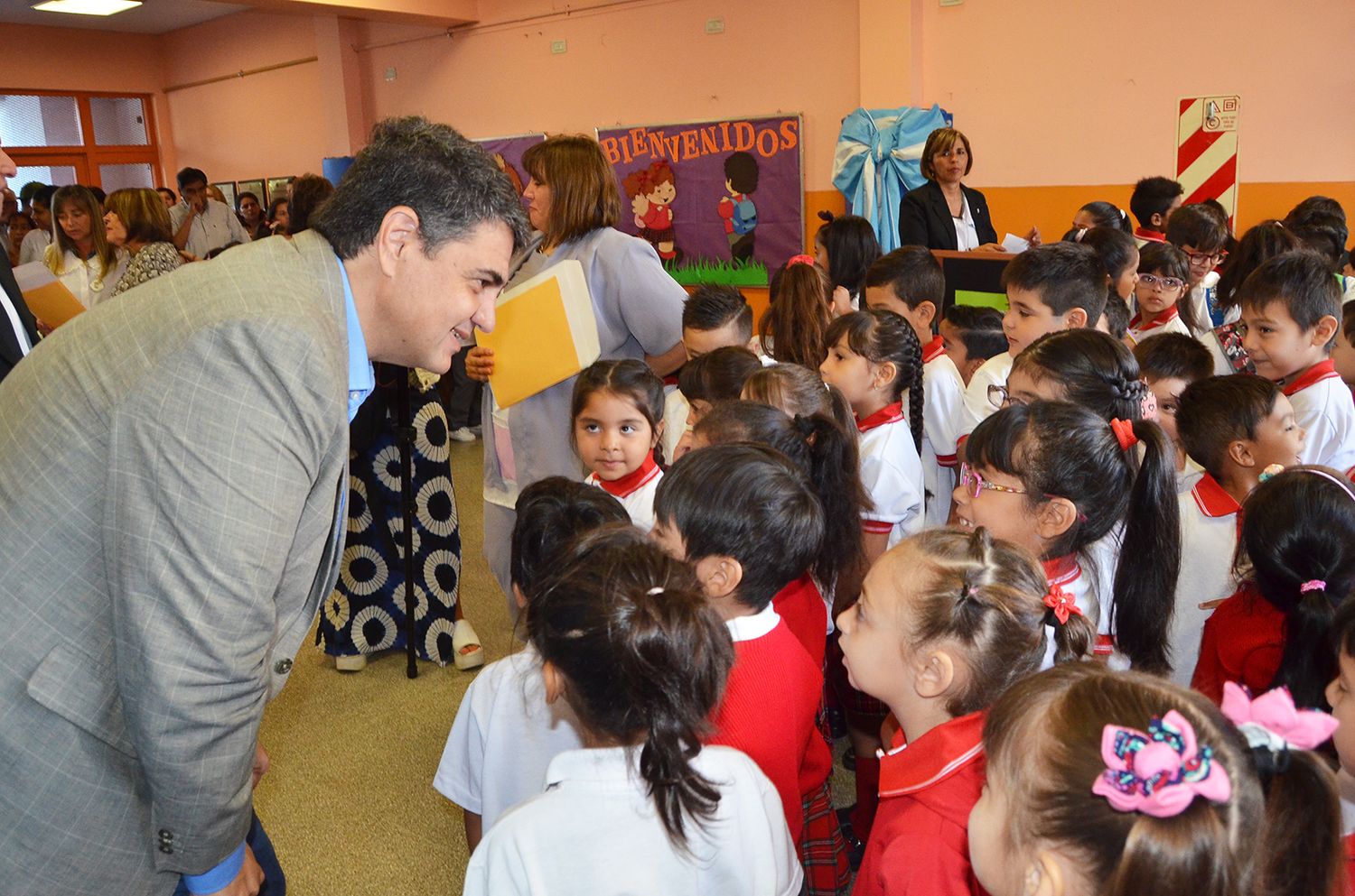 Jorge Macri inauguró el ciclo lectivo de la escuela municipal en Vicente López