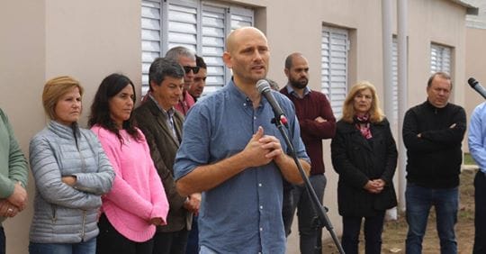 Alberti: Lago entregó viviendas "abandonadas" por Nación y finalizadas con fondos municipales