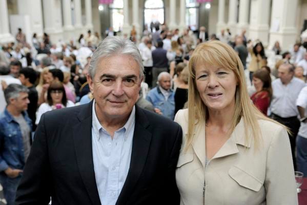 Elecciones 2015: Linares lanzó su precandidatura a Gobernador