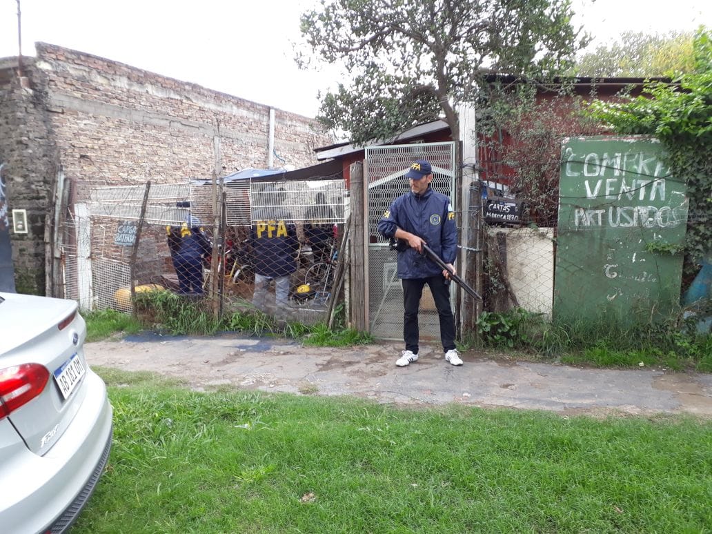 Detienen a un vecino de José C. Paz por amenazar a Macri y a Vidal en las redes sociales