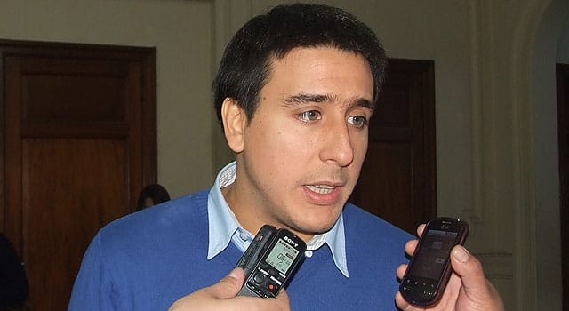 Elecciones 2017: Juan Navarro admitió errores del kirchnerismo y que Vidal los profundizó