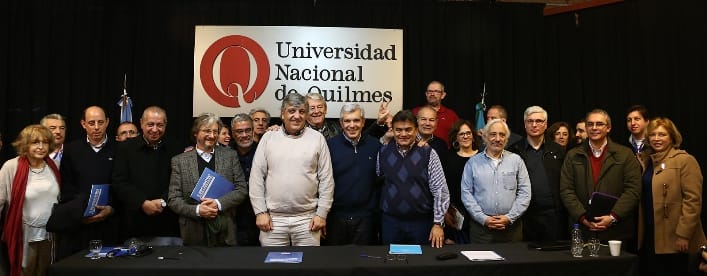 Julián Domínguez encabezó un encuentro universitario en Quilmes