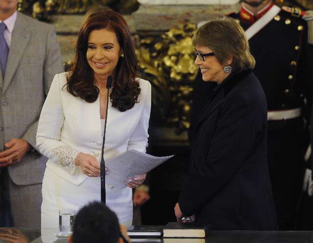Cristina tomó juramento a Teresa Parodi como Ministra de Cultura