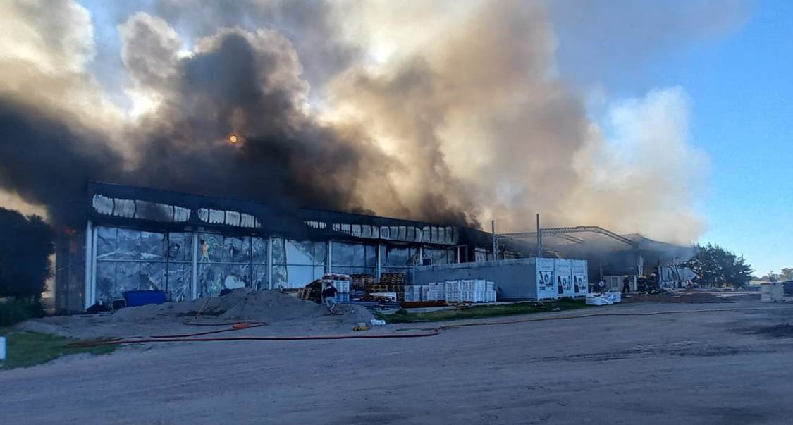 9 de Julio: Pérdidas totales tras incendio en fábrica de lácteos
