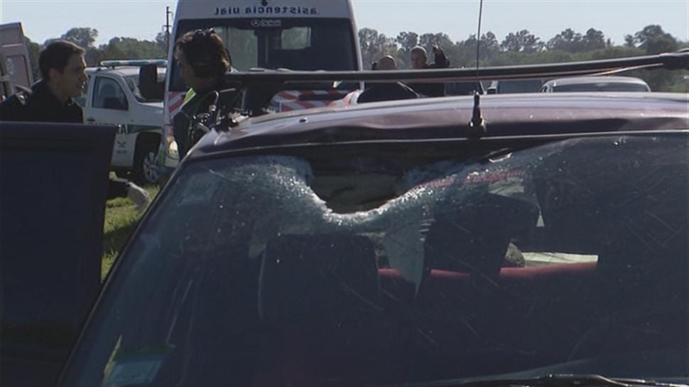 Autopista Ezeiza - Cañuelas: Mujer gravemente herida por impacto de ladrillo
