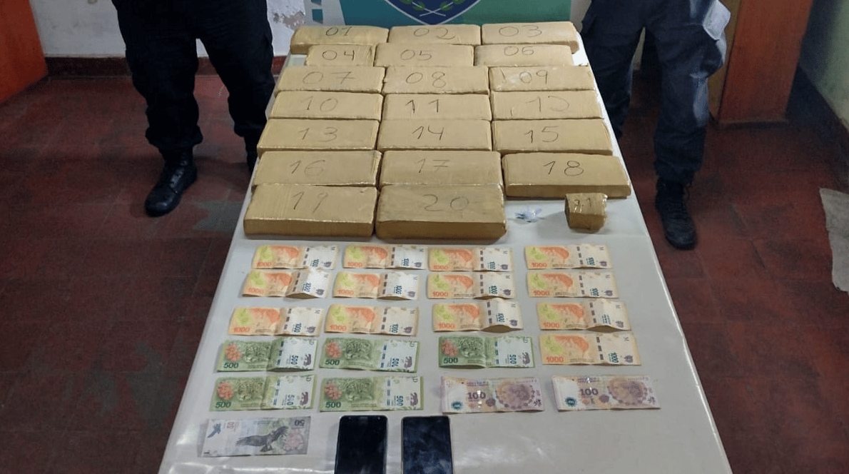 Chivilcoy: Secuestraron una veintena de ladrillos de marihuana por un valor de más de un millón de pesos