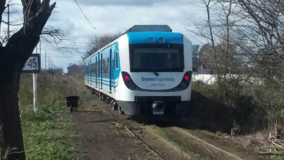 Tren Belgrano Sur: Con una prueba de material ferroviario, avanza la vuelta del servicio a Marcos Paz