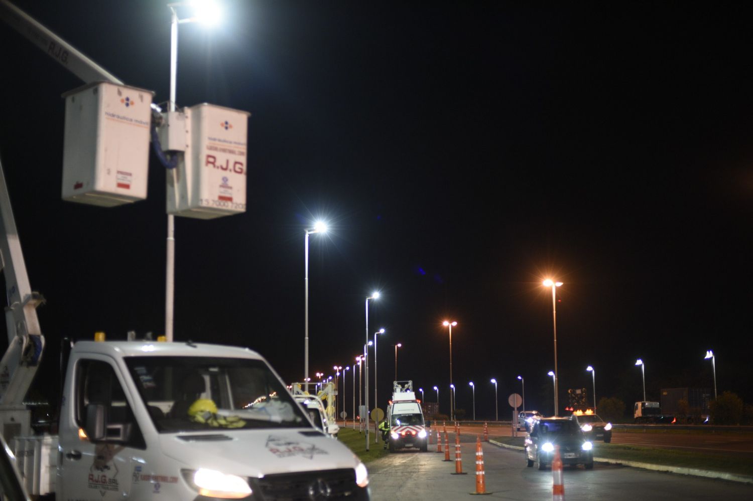 Autopista Ezeiza-Cañuelas: Corredores viales cambió 3500 luces para aumentar la seguridad en la ruta
