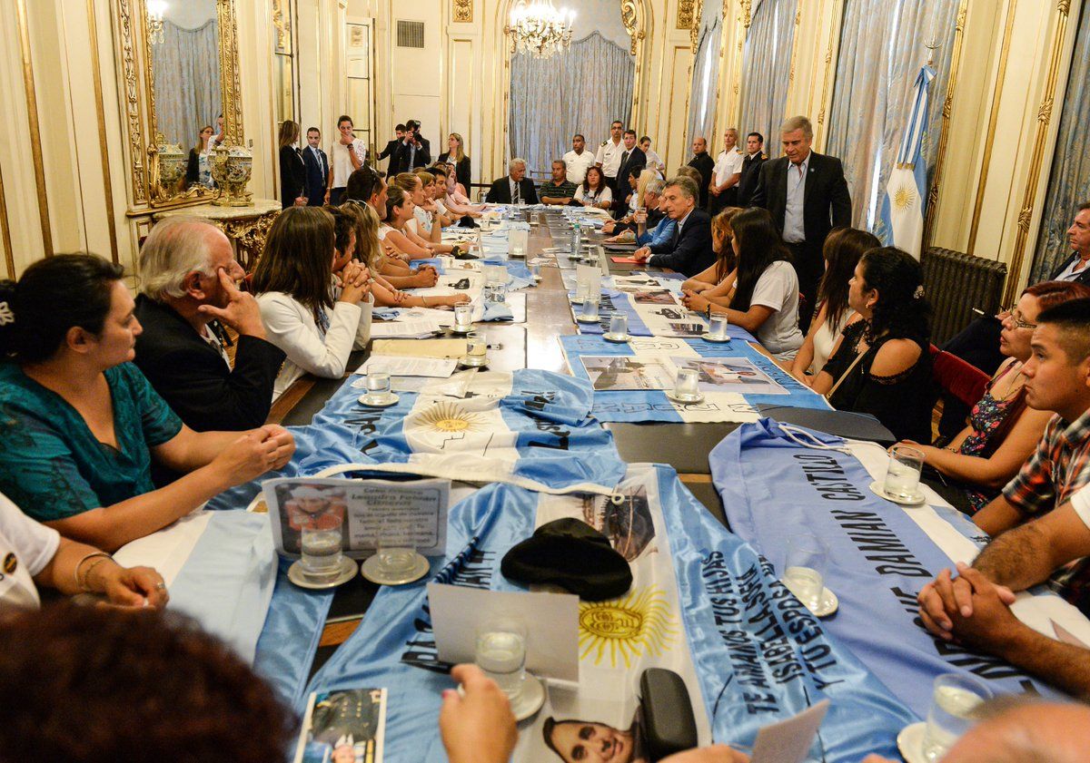 ARA San Juan: Macri anunció a familiares que pagarán recompensa a quien encuentre el submarino