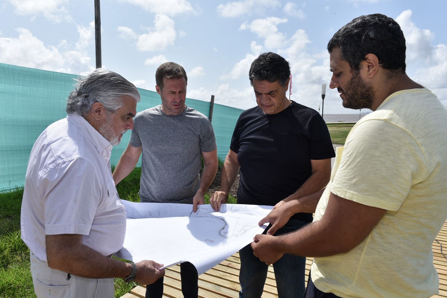 Vicente López: Jorge Macri recorrió nuevas obras del Paseo de la Costa