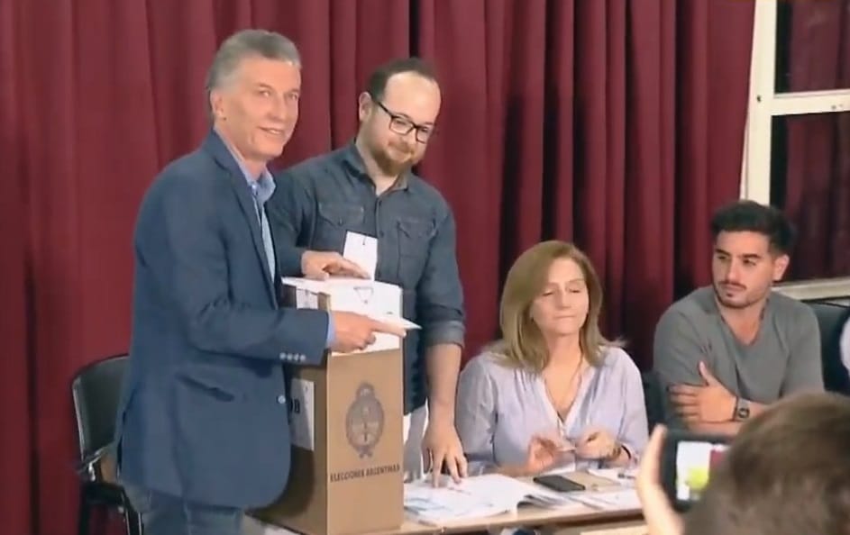 Votó Mauricio Macri en Palermo: "Estemos tranquilos por mañana, la Argentina tiene futuro"