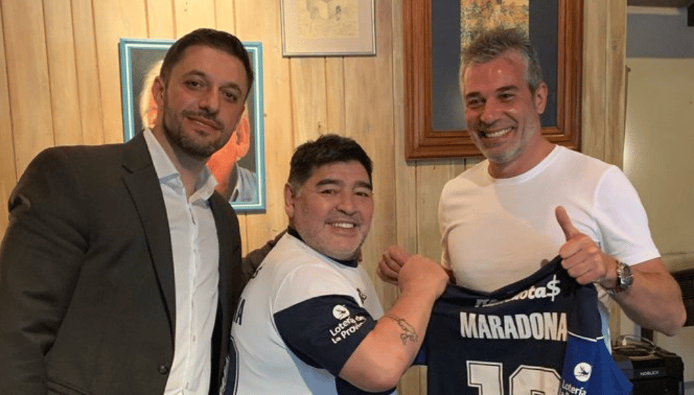 Maradona, nuevo DT de Gimnasia La Plata: Un concejal ya lo quiere como "huésped de honor"