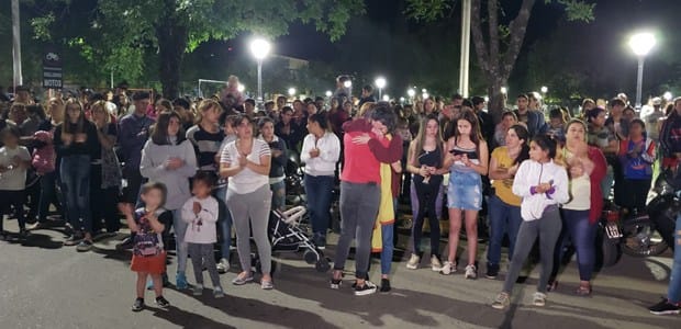 Crimen en General Villegas: Cerca de 500 personas salieron a la calle pidiendo justicia por Milagros