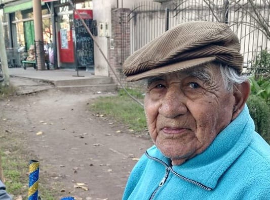Ezeiza: Buscan que no desalojen a Marciano, un anciano de 98 años