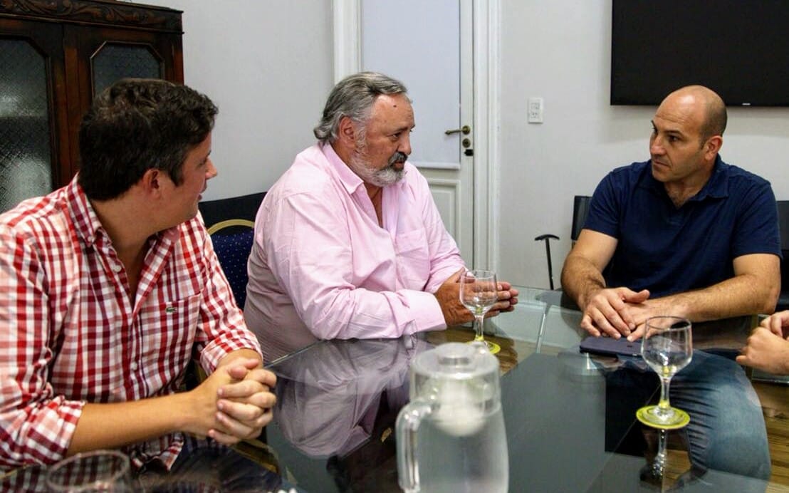 Quilmes: Martiniano Molina recibió al ministro De la Torre y calificó como "positivo" el encuentro