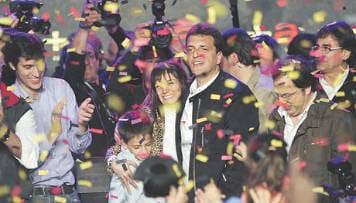 Elecciones Paso 2013: Massa celebró el triunfo y convocó a los bonaerenses a "mirar el futuro"