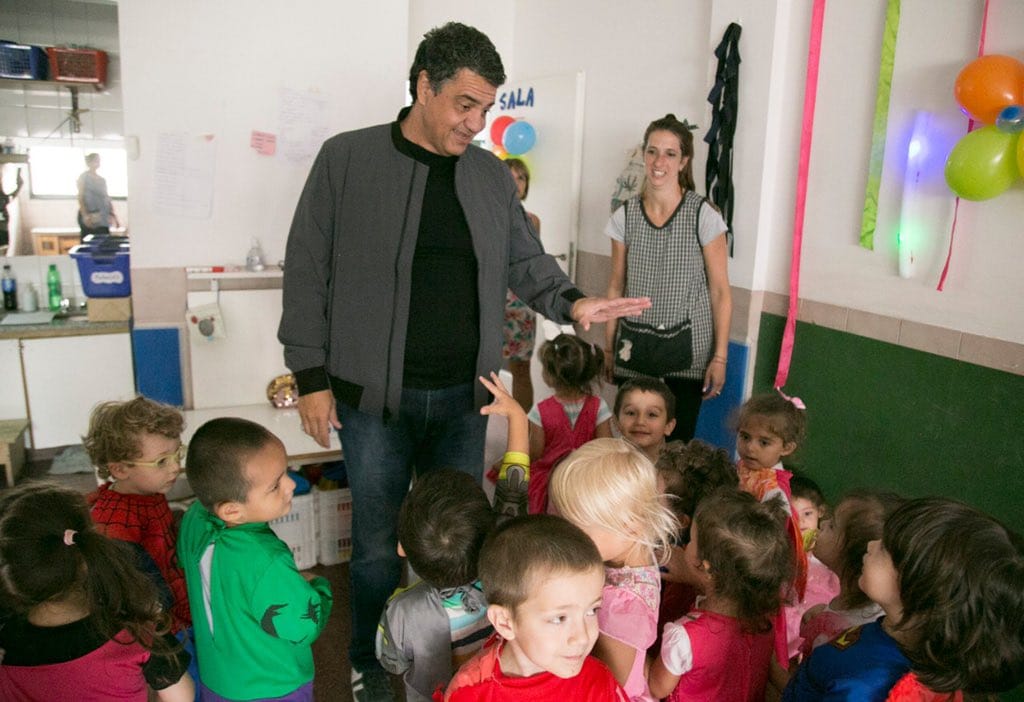 Jorge Macri visitó la colonia del Maternal Nº9: "Los padres se pueden quedar tranquilos"