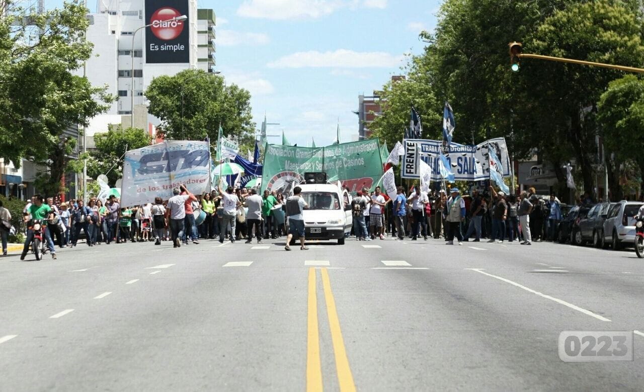 Reforma previsional: Marcha y paro se hacen sentir en Mar del Plata y Bahía Blanca