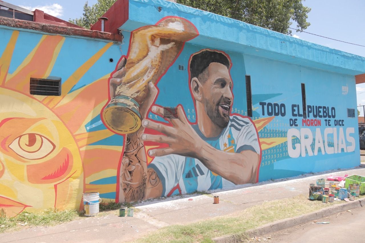 “Todo el pueblo de Morón te dice gracias”: El mural dedicado al capitán argentino en el municipio bonaerense