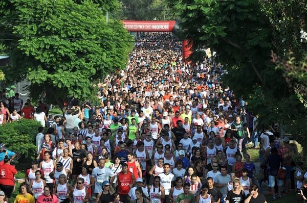Más de 8 mil vecinos corrieron por el Día de la Memoria en Morón