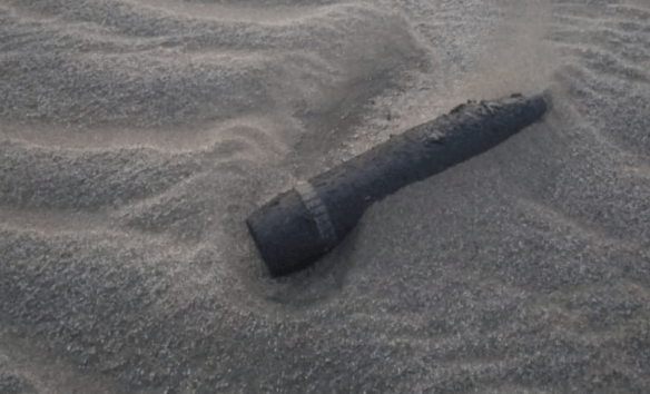 Gesell: Guardaparques hallaron ocho municiones de gran calibre en Faro Querandí