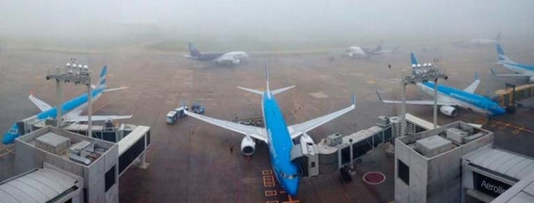 Tras la niebla, reanudan los vuelos en Ezeiza, El Palomar y Aeroparque